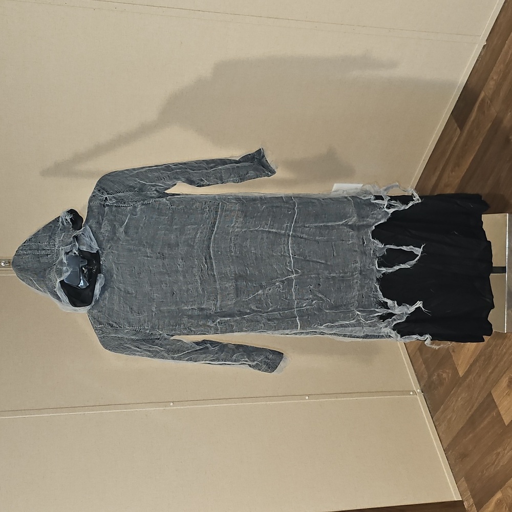 Hyde & EEK! Kids Medium Creepy Robe Costume New